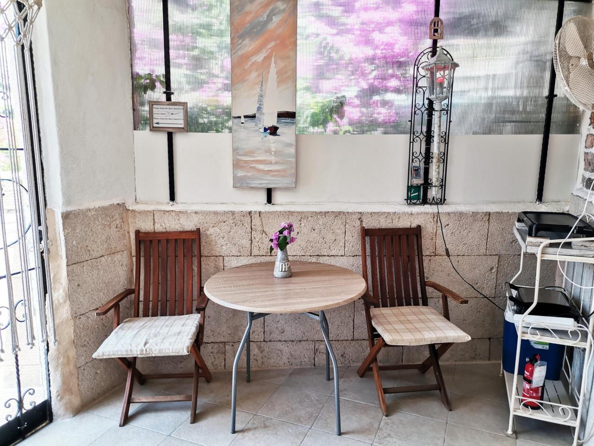 Apartment Alena With Terrace And Garden Center Jelsa Jelsa  Exterior photo